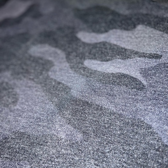 PINK Victoria's Secret 🥳 2/$15 OR 3/$20 🥳 Grey Camo Crewneck - Picture 3 of 4